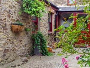 Exterior | Ty Crwt - Delfryn Cottages, Solva