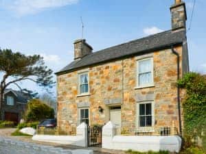 Exterior | Rose Villa, Brynhenllan, Dinas Cross, Pembrokeshire