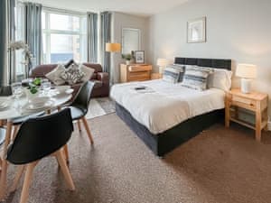 Open plan living space | Pier View Apartment 2 - Pier View, Skegness