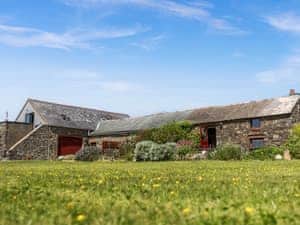 Exterior | Shell Cottage - Delfryn Cottages, Solva