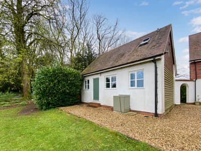 Exterior | The Annexe at Woodside, Kimpton near Andover