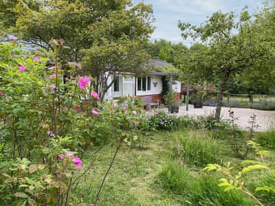 Exterior | Rose Cottage, Blakemere