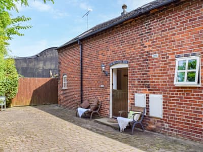 Exterior | Millers Cottage - Forge Mill Farm, Middlewich
