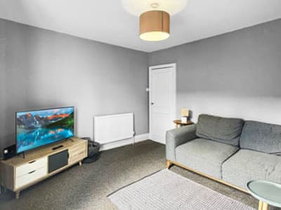 Living area | Amaya Four, Grantham