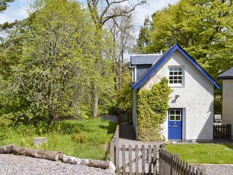 Exterior | River Cottage - River Cottage, Enochdhu, near Pitlochry