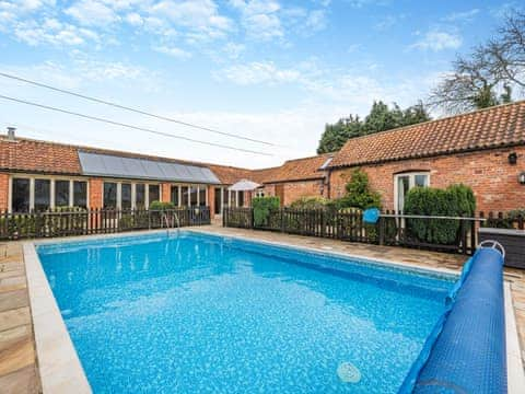 Swimming pool | Ings Barn, Thorpe Culvert, near Skegness