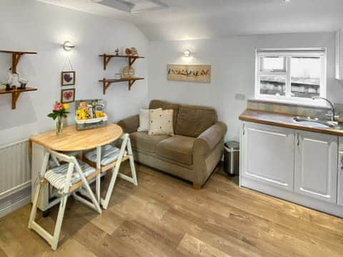 Delightfully spacious open plan living area | Robin&rsquo;s Nest, Newton Poppleford, near Sidmouth