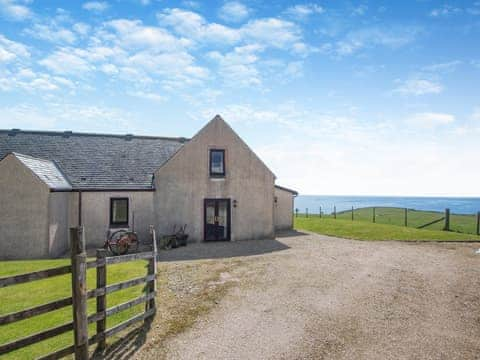 Exterior | Barnstable - Shannochie Cottages, Shannochie