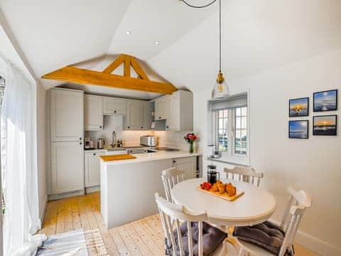 Kitchen/diner | Milton Cottage, Bognor Regis