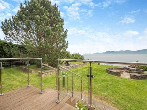 View | Ty Glan Mor (The Beach House) - Water&rsquo;s Edge Cottages, Llanfaes, Beaumaris, Anglesey