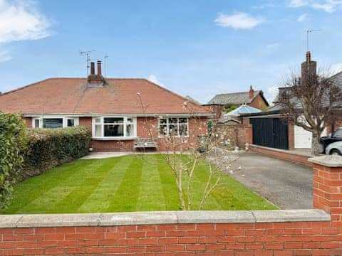 Exterior | Commonside Cottage, Ansdell, near Lytham St Annes