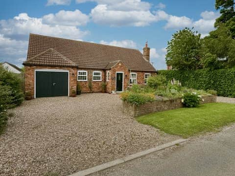 Exterior | Lilium Cottage, North Somercotes