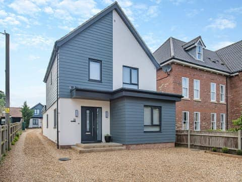 Exterior. Entrance to the flat | Hollyhocks-  The Loft at The Gatehouse - Hollyhocks, Holt