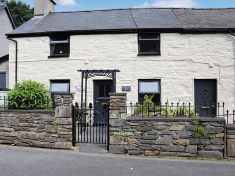 Exterior | Bwthyn Afon, Blaenau Ffestiniog