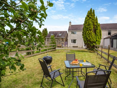 Patio | Y Bwthyn, Bodffordd, near Llangefni