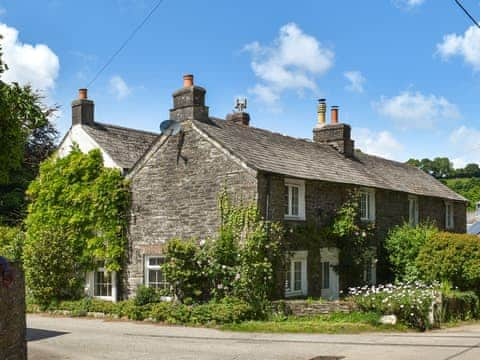 Exterior | Hollyhocks Cottage, Hellandbridge, near Bodmin