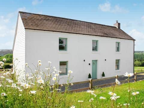 Exterior | Park Clement, Bwlch y Groes