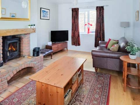 Wonderful spacious living area | Erskine Cottage, Seahouses