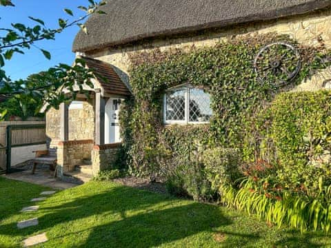 Exterior | Merryweather Cottage, Bembridge