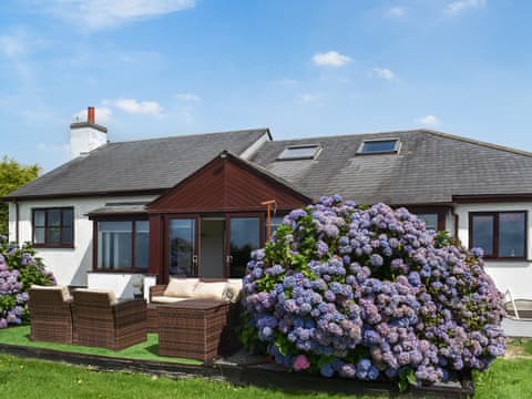 Exterior | Three Fields, Bude