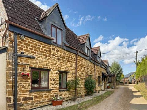 Exterior | Jasmine Cottage, Walgrave