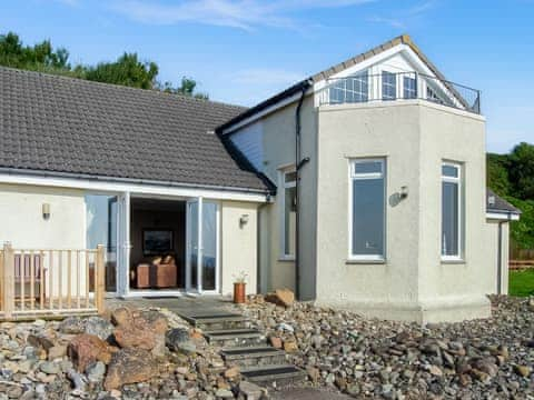 Exterior | Lobster Ponds, Helmsdale