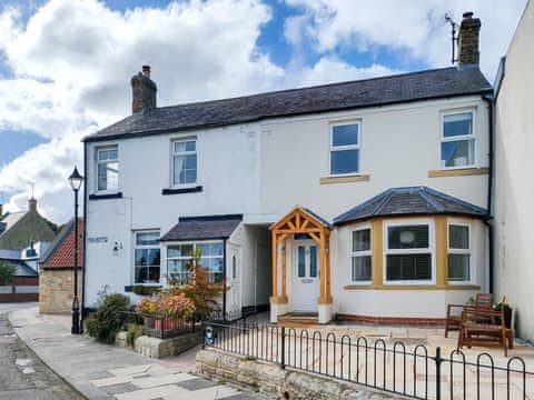 Exterior | Cygnet Cottage, Warkworth