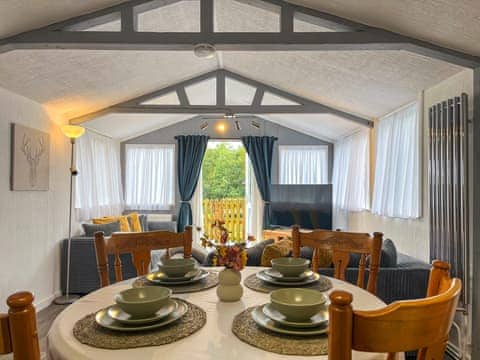 Dining Area | Lake View Cottage, Belper