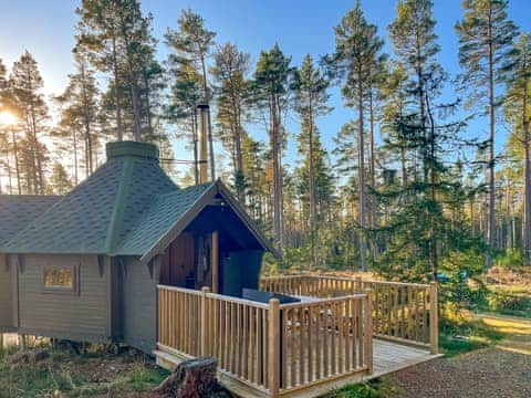 Exterior | Rowan - Cairngorm Bothies, Ballater