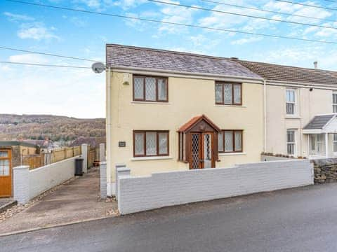 Exterior | Pant Glas Cottage, Pontardawe