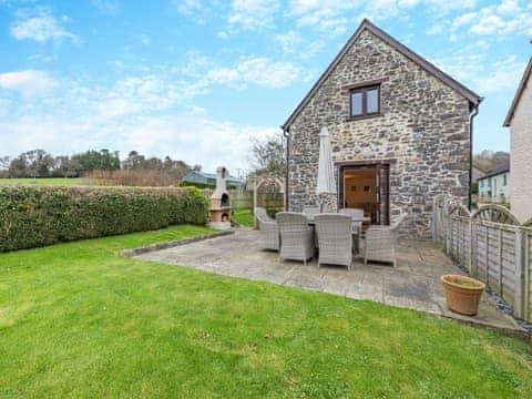 Exterior | Woodpecker Barn, Ipplepen