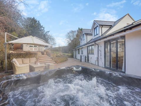 Jacuzzi | Amaranth, Shurdington