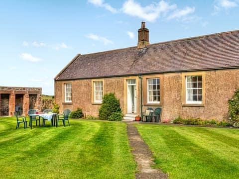 Exterior | Six the Square - Elwick Farm Holiday Cottages, Belford