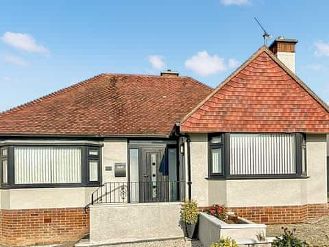 Exterior | Tyn y Fron Cottage, Llandudno