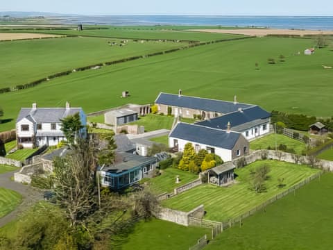 Exterior | Bill&rsquo;s House - Elwick Farm Holiday Cottages, Belford