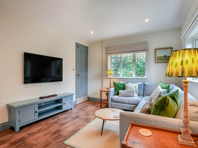 Living room | Keeds Cottage - Keeds Cottage and Keeds Barn, Pulborough