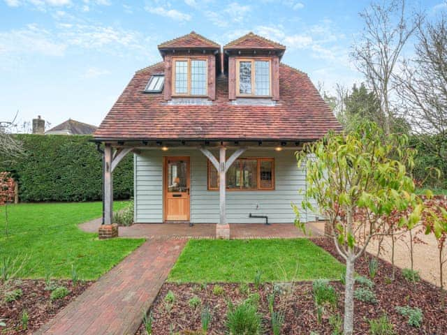 Exterior | Keeds Barn - Keeds Cottage and Keeds Barn, Pulborough