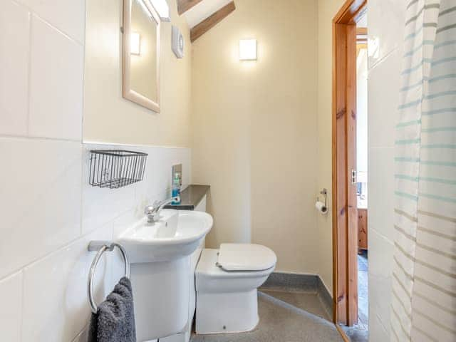 Bathroom | Ings Barn, Thorpe Culvert, near Skegness