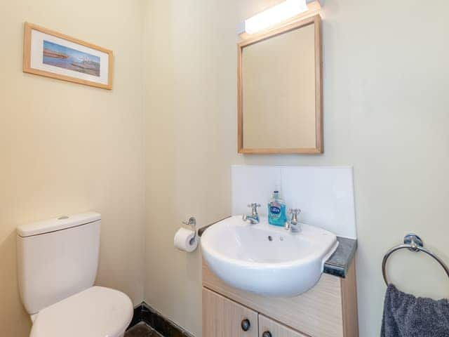 Bathroom | Ings Barn, Thorpe Culvert, near Skegness