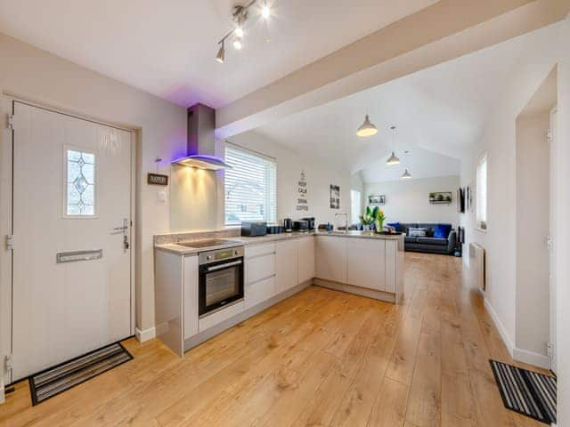 Open plan living space | Red Brae, Beadnell