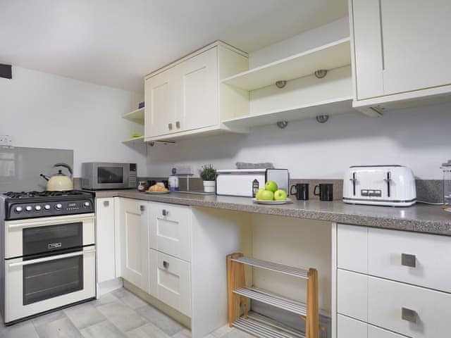 Kitchen | Higher Rowes Farm, Horndon