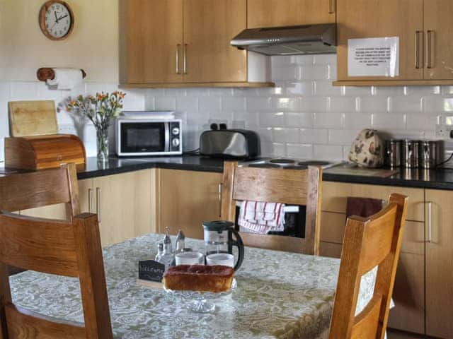 Kitchen | Millstone Cottage - Shropshire Getaways, Bridgnorth and Ironbridge