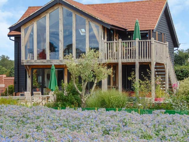 Exterior | Country Escape at The Granary - Winter Cottages, Easthorpe, near Colchester