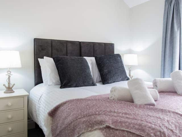 Double bedroom | Snowdrop Cottage, Seahouses