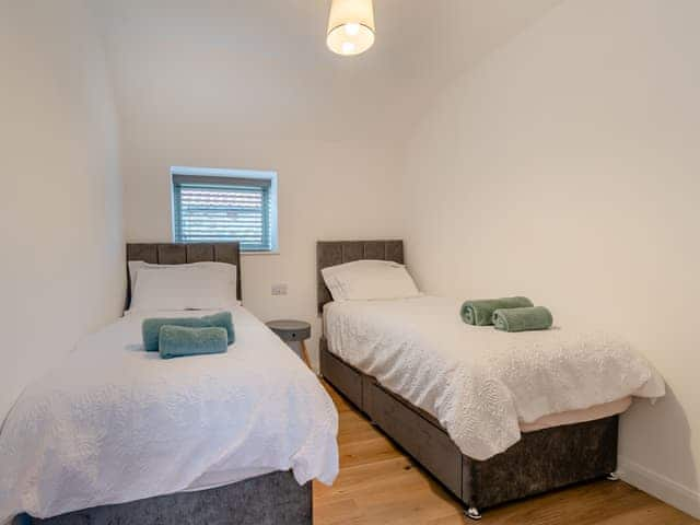 Twin bedroom | Wheel House - Fern Farm, Fylingdales, near Whitby