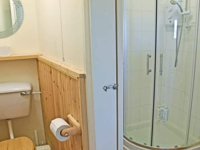 Shower room | Bacton Seaview Bungalow, Bacton