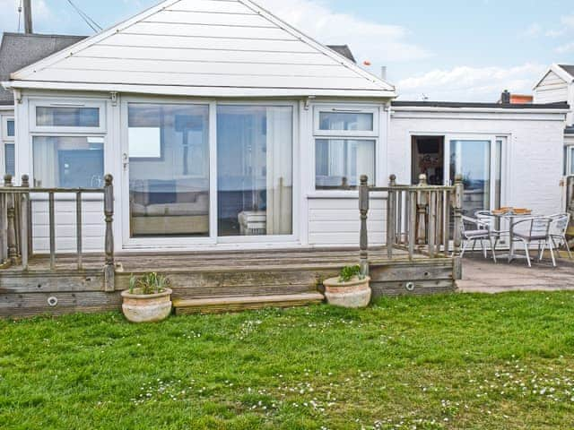 Exterior | Bacton Seaview Bungalow, Bacton