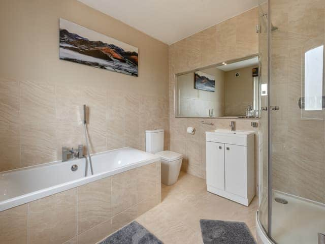 Bathroom | High Hill Farm Cottage, Keswick