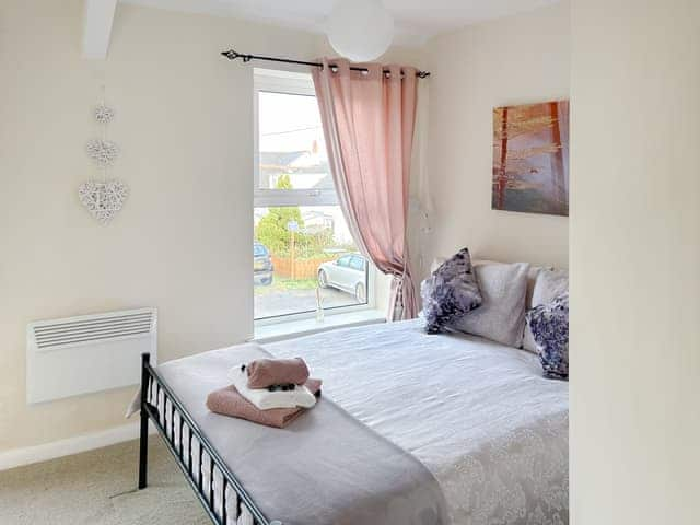 Double bedroom | Mimosa - Mimosa Roseus Cottages, Combe Martin