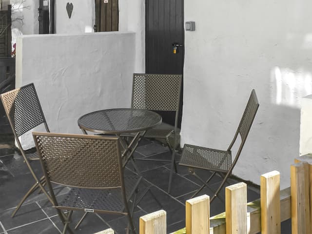 Sitting-out-area | Littlecroft, Windermere